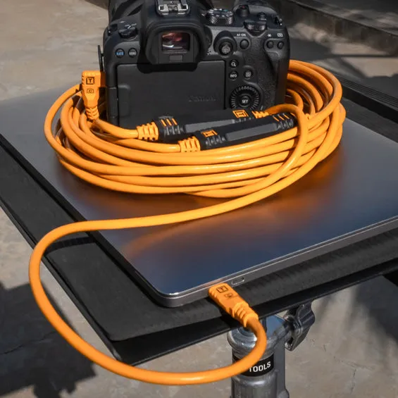 Tether Tools Tether Pro 31' (9.4m), USB-C to USB-C, Straight to Right, High Visibility Orange